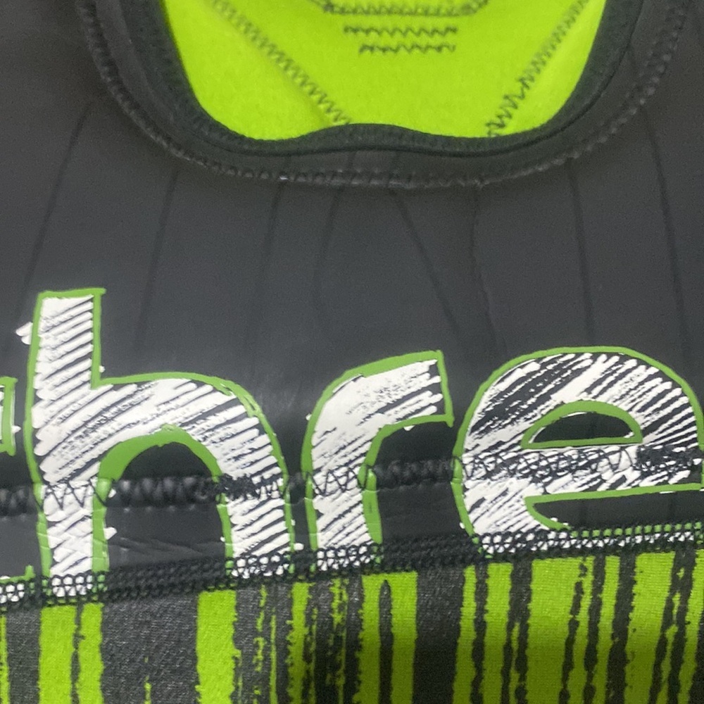 Ten80 three wakeboarding vest. - Picture 7 of 12